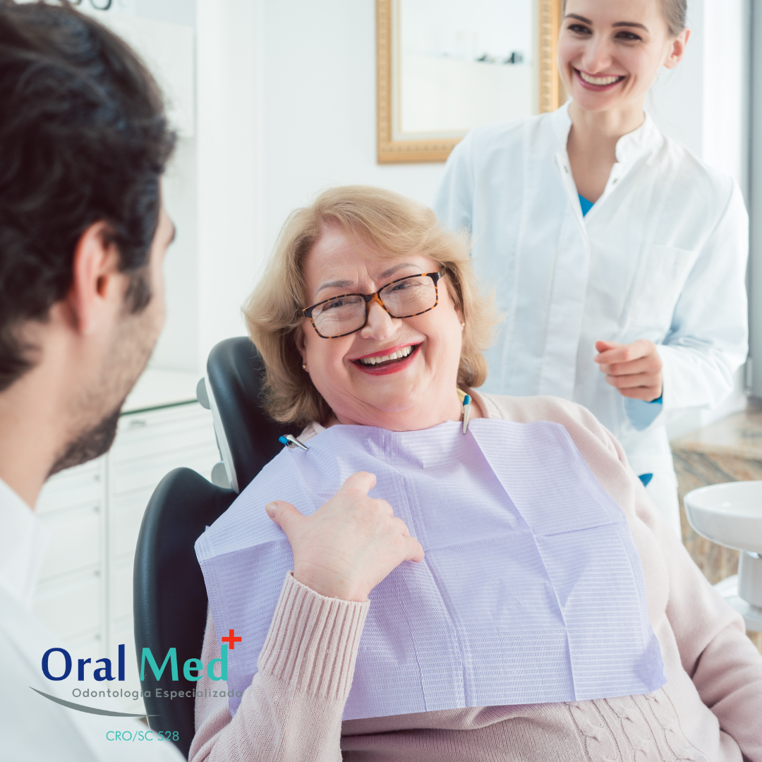 Prótese Protocolo - OralMed Odontologia Especializada